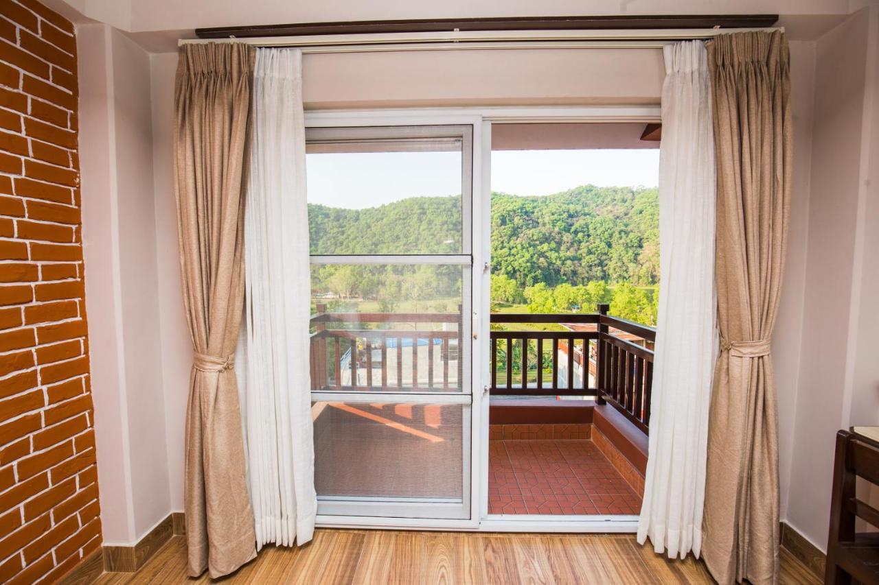 Hotel Kausi Pokhara Exterior foto